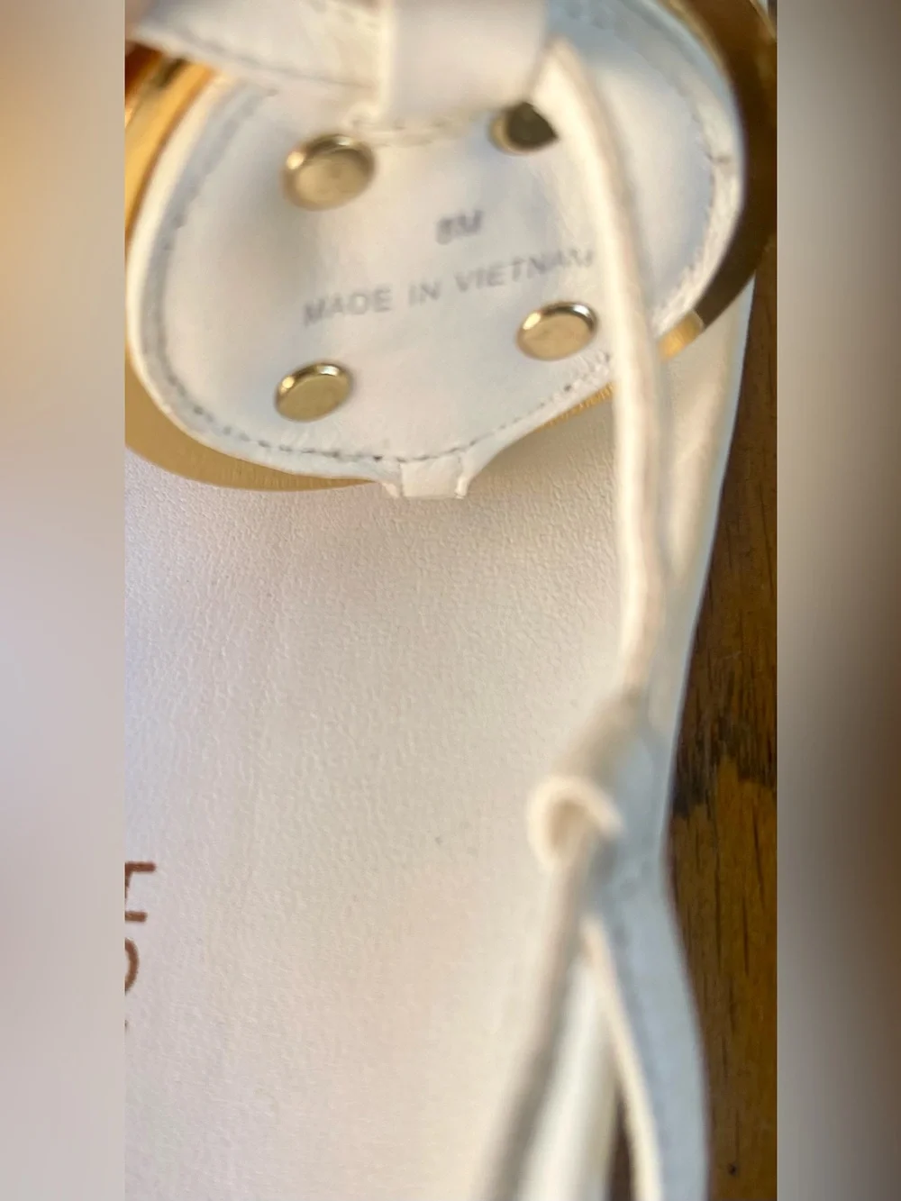 NWB Tory Burch Patos Disk Leather Thong Sandals - New Ivory Gold Size 8